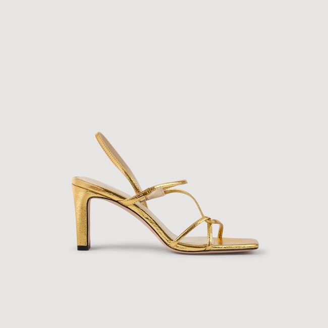 Sandalen van reliëfleer