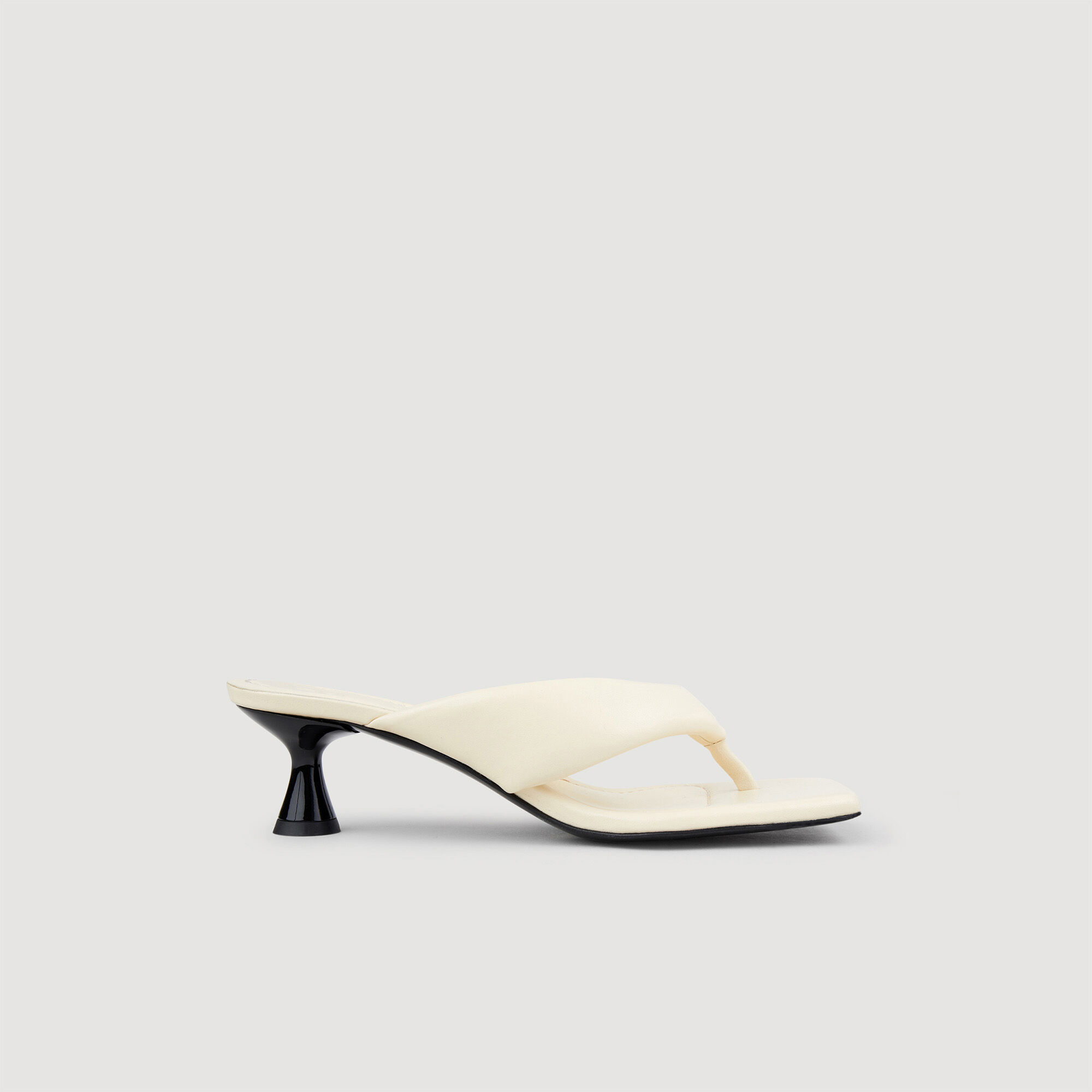 Schoenen sandro store