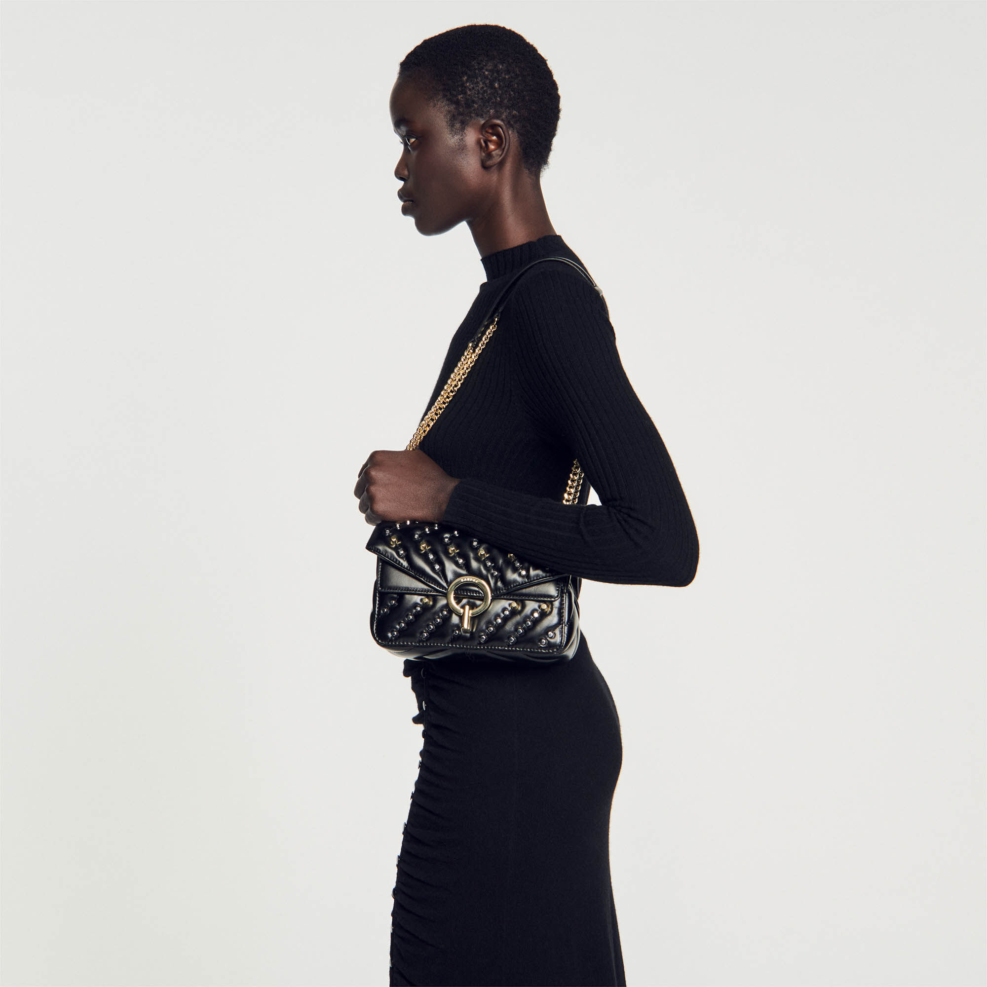 Leren tas Yza met studs SFASA01172 Noir Alle tassen Sandro Parijs