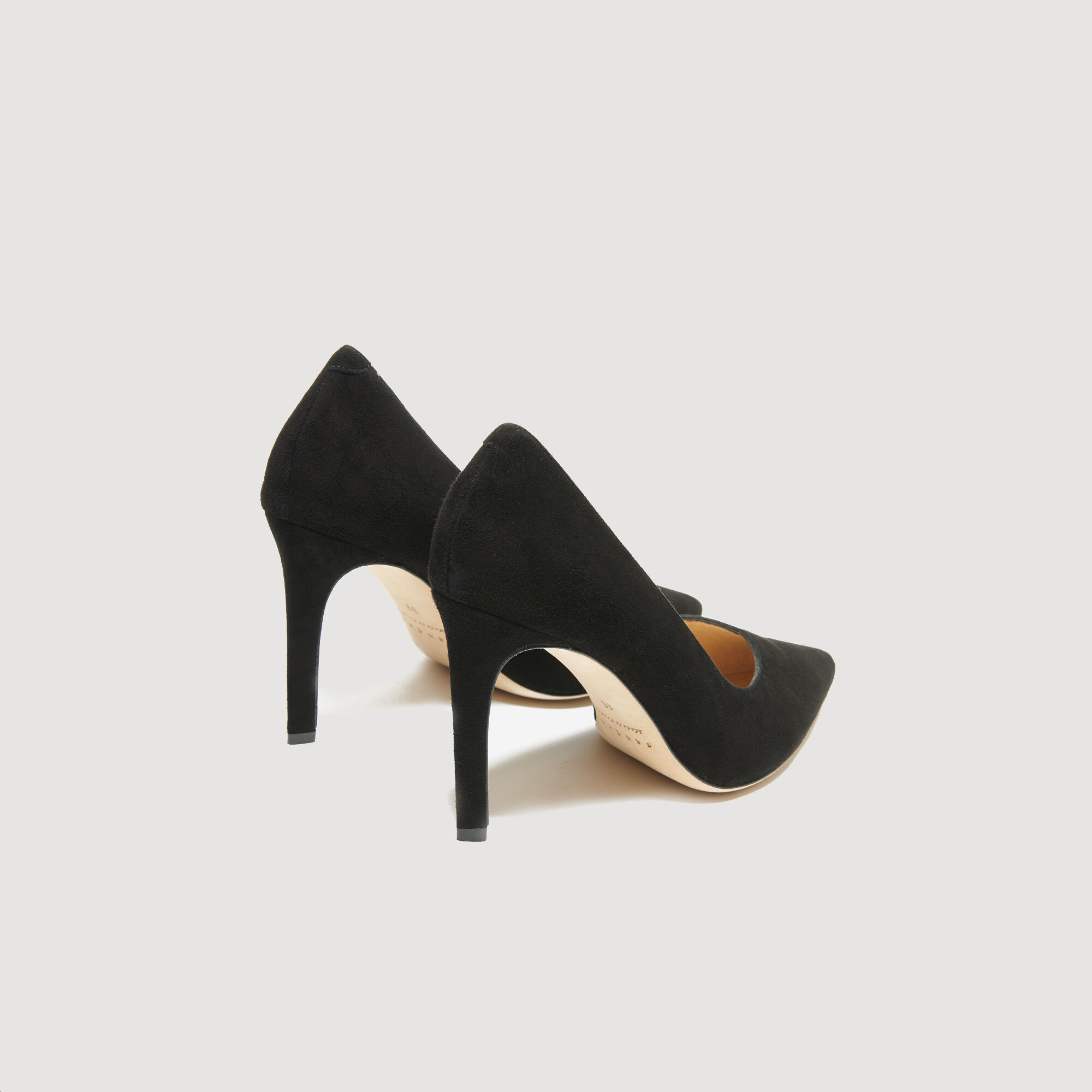 Pumps met V-opening op wreef SFACH00257 Noir - Alle schoenen | Sandro Parijs