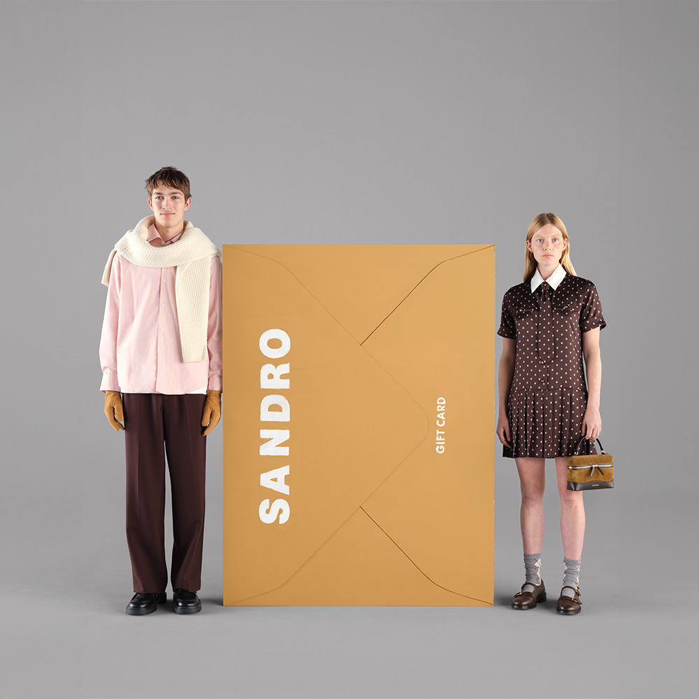 *Holiday season Dames