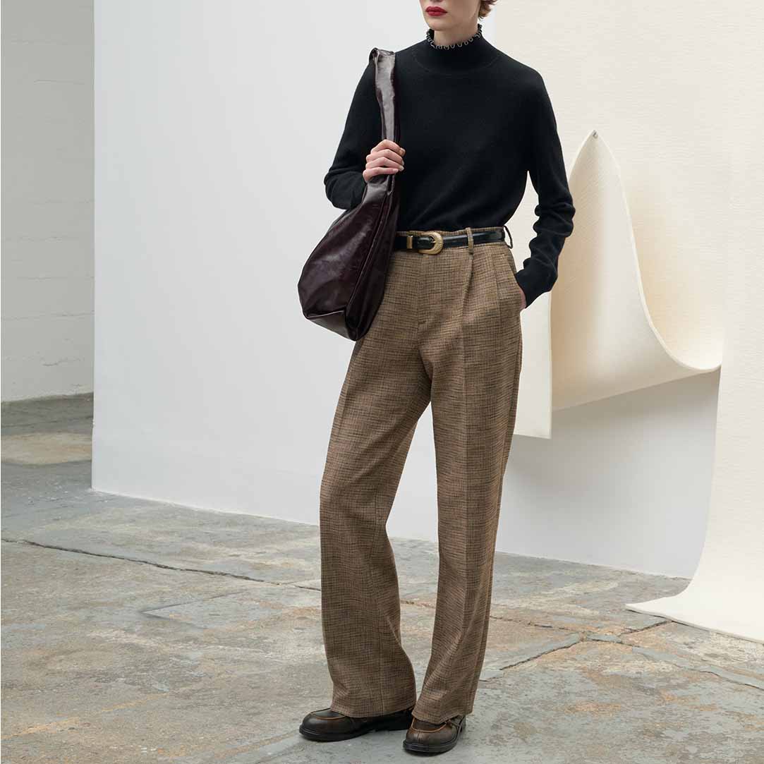 Ontdek de SANDRO tweedehands website